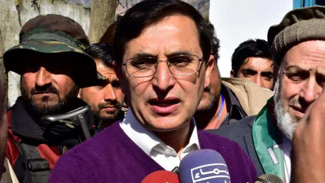 পাকিস্তান তেহরিক-ই-ইনসাফের (পিটিআই) চেয়ারম্যান ব্যারিস্টার গহর খান