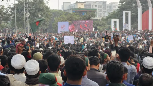 কেন্দ্রীয় শহীদ মিনারে মার্চ ফর ইউনিটি