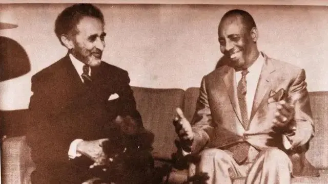 Qalmoq ayol bilan jinsiy aloqa qilish Ichkaridan homilador ayol bilan porno