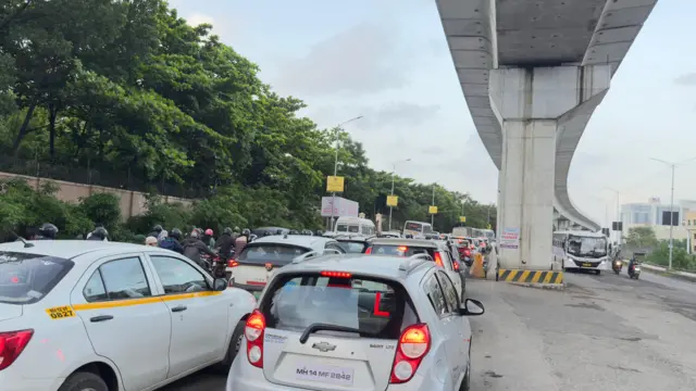 मागील काही वर्षांपासून हिंजवडी आणि ट्रॅफिक जॅम हे जणू समीकरणच बनत चाललंय