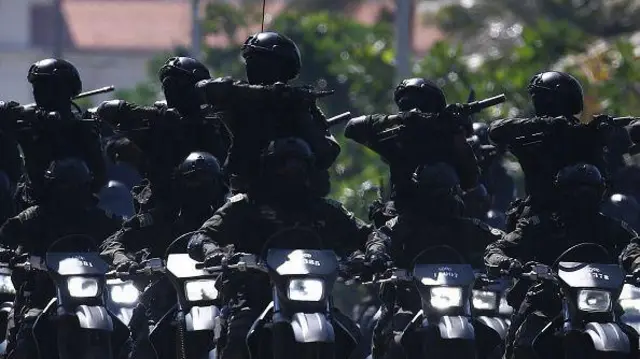 "යුද හමුදාව තුළ විවිධ මනෝ උපදේශන වැඩසටහන් ක්‍රියාත්මක වෙනවා. නමුත් ඒවා විශ්‍රාම යන අය ඉලක්ක කරලා සිදු කරන ඒවා නෙවෙයි.