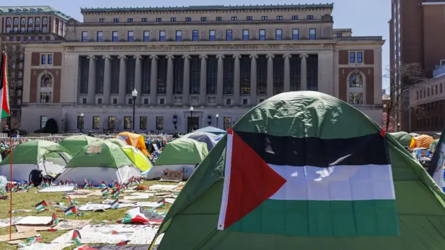 Barraca com bandeira palestinavai de bet investigadaprotesto contra a guerravai de bet investigadaGaza