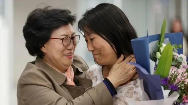 Han bertemu putrinya lagi di bandara Seoul pada 2019.