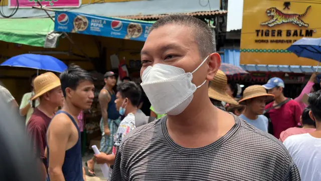 ကိုစိုးနိုင်နဲ့အတူ ဖမ်းဆီးခံရတဲ့ ဓာတ်ပုံဆရာကိုဇော်ထွန်းကတော့ မေလတုန်းက ပြုလုပ်တဲ့ စစ်ကောင်စီလွတ်ငြိမ်း‌နဲ့ ပြန်လည်လွတ်မြောက်လာပါတယ်