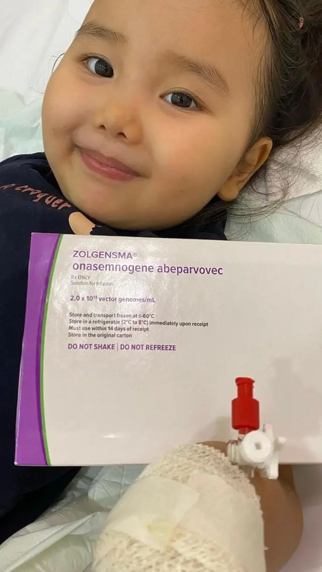 "Убакыттын өтүшү менен азыр баары жакшы. Биз Орусияда туруктуу жашап жатабыз"