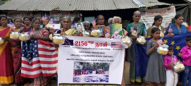 වවුනියාව අතුරුදහන්වූවන්ගේ ඥාතීන් 2156 වන දිනට අද(15) විරෝධතාවයේ නිරතවූහ.