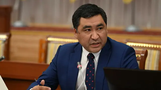 Данияр Амангелдиев - Экономика жана коммерция министри