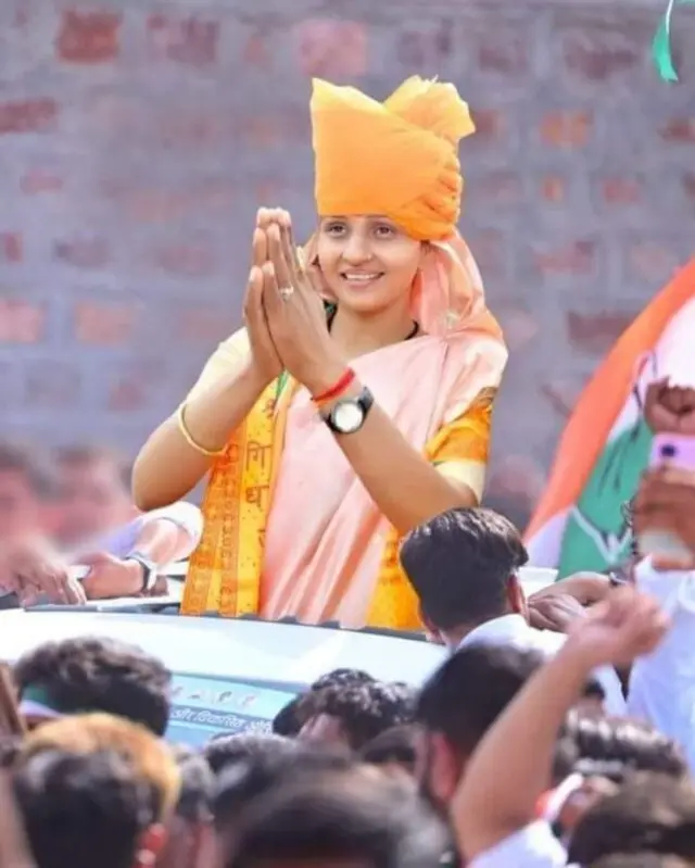 ভোটের প্রচারে 