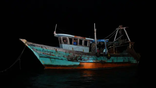 ඉන්දීය ධීවර බෝට්ටුවක්