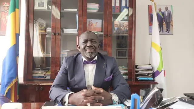 L'analyste politique Nicaise Mouloumbi,  Président Executif de Croissance Saine Environnement, estime que la réforme du code de la nationalité gagnerait en crédibilité, acceptabilité...si elle reposait sur un processus participatif''.