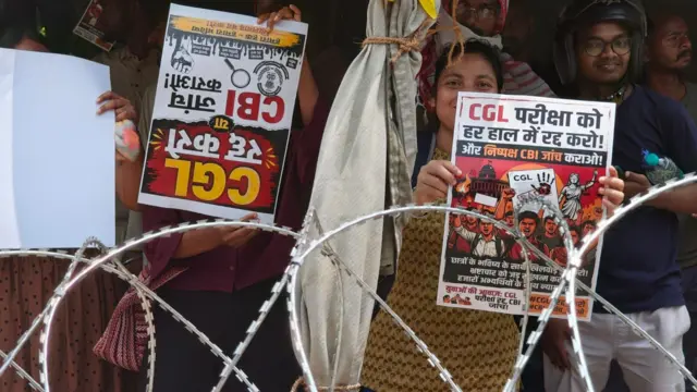 कंटीली तारें