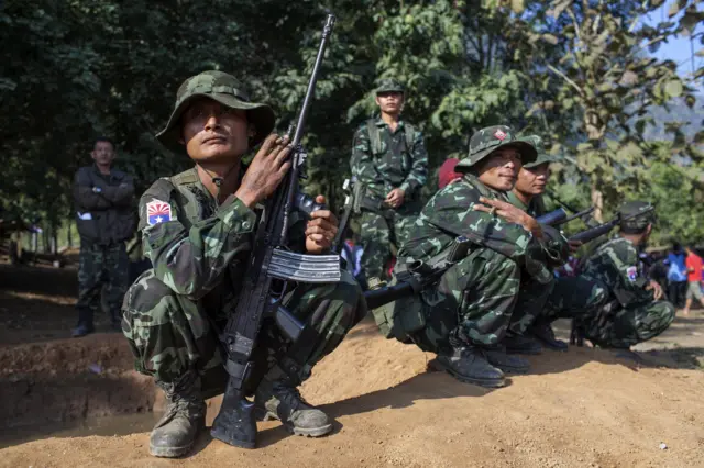 KNU တပ်မဟာ ၄ နဲ့ KTLA ကြား ပစ်ခတ်မှုဖြစ် 