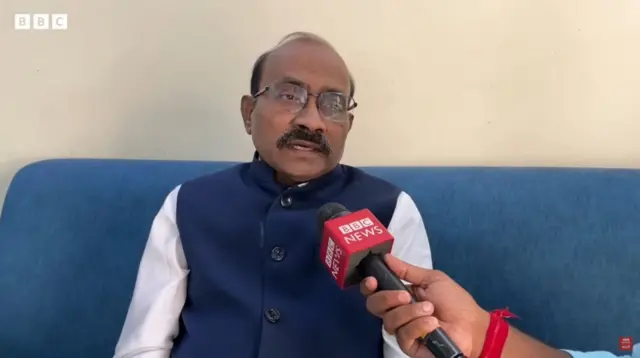 महाराष्ट्राच्या विधिमंडळाचे माजी मुख्य सचिव डॉ. अनंत कळसे 