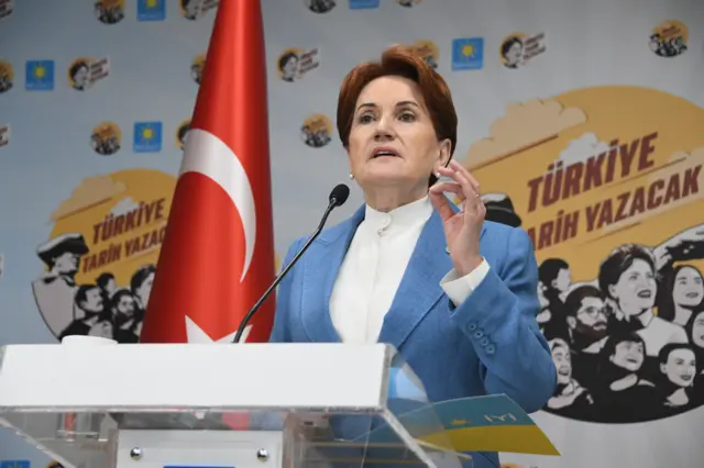 Meral Akşener