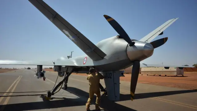 Moskvadagi transseksuallar uchun eskort agentligi