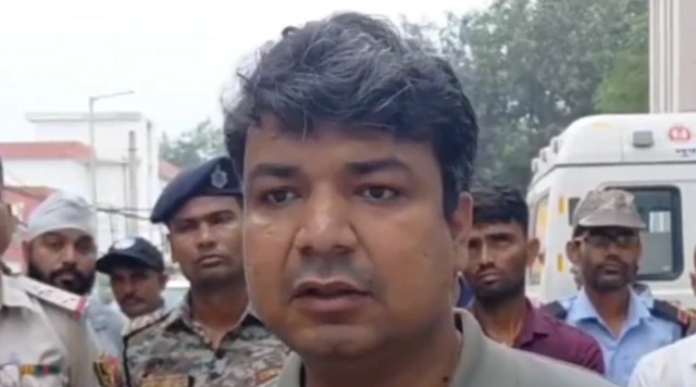 रोहतास ज़िलाधिकारी दीपक मिश्रा 