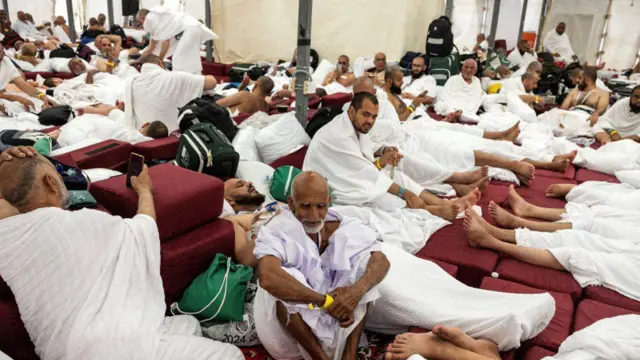 'மோசமான தங்கும் வசதிகள்'