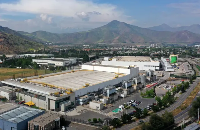 Vista aérea de um data center de propriedade da multinacional americana e empresa de tecnologia Google em Santiago