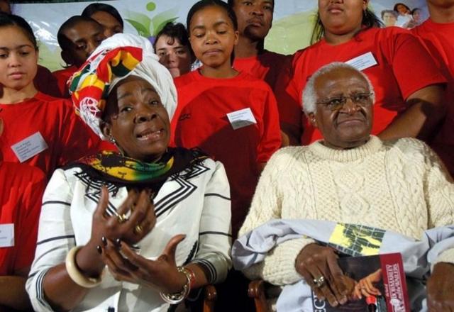 Rita Marley e Desmond Tutu