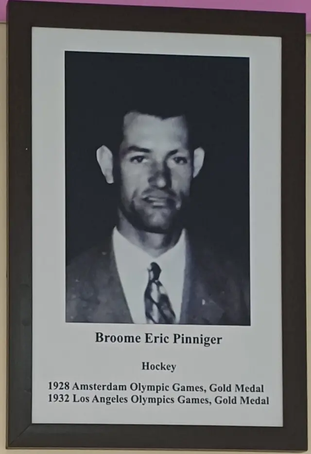  ਬਰੂਮੀ ਐਰਿਕ ਪਿਨਿਗਰ