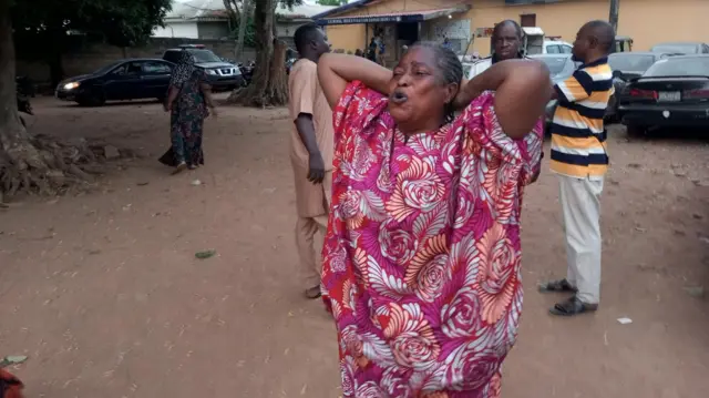 Alhaja Fausat Ayeyemi, Iya Sulyman.