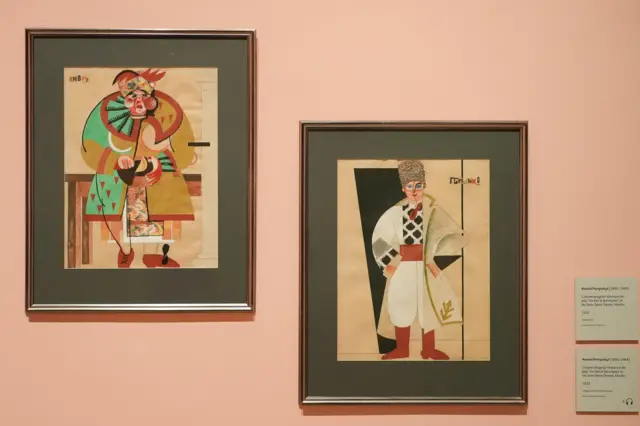 Анатоль Петрицький, дизайн костюмів Хиврі і Грицька для вистави "Сорочинський ярмарок" у державному оперному театрі в Харкові, 1925 рік, Alex Lachmann Collection