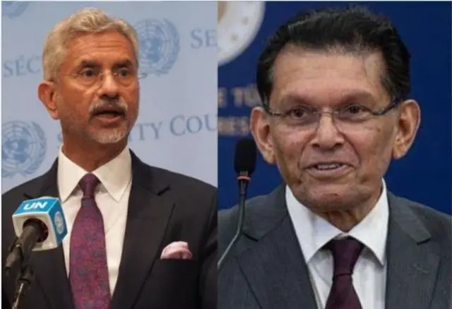 বাংলাদেশের পররাষ্ট্রমন্ত্রী খলিলুর রহমান দিল্লিতে ভারতীয় পররাষ্ট্রমন্ত্রীর সাথে দ্বিপাক্ষিক সফরের পর একসাথে মরিশাস যাবেন