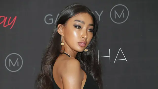 ကလေးမွေးတာကို အင်စတာဂရမ်က ကြေညာတဲ့ မွန်း