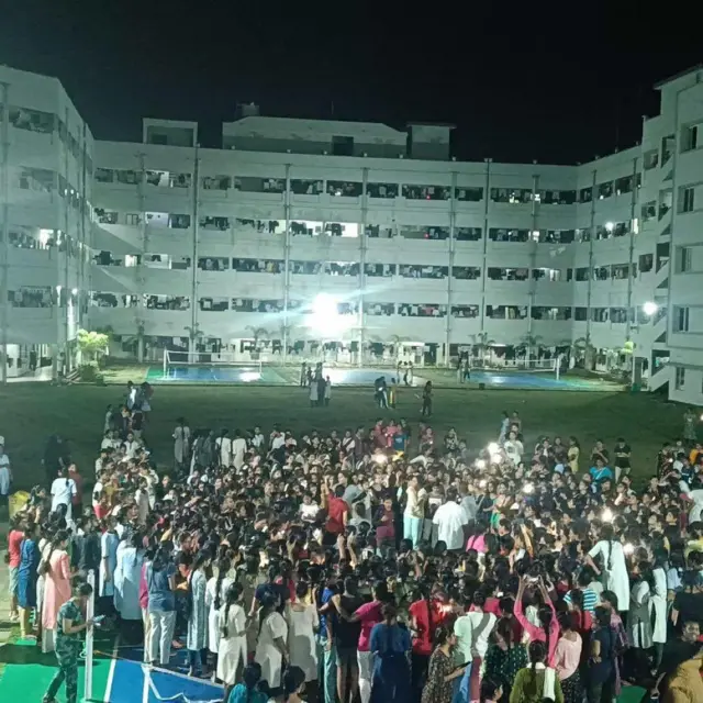 గుడ్లవల్లేరు ఇంజినీరింగ్ కాలేజ్,హిడెన్ కెమెరాలు