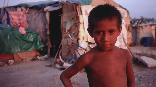 Niño en Guadalajara, 1995.
