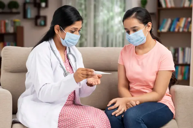 સિઝનલ બીમારી, શરદી ઉધરસ તાવ, હેલ્થ, સ્વાસ્થ્ય, બીમારી, ઋતુપલટો, સિઝન બદલાઈ ત્યારે બીમારી, બીબીસી ગુજરાતી, બીબીસી ન્યૂઝ ગુજરાતી 