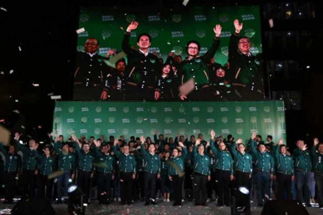 தைவான் - அமெரிக்கா vs சீனா