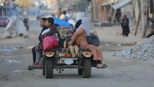 Pipo dey run ontop motor