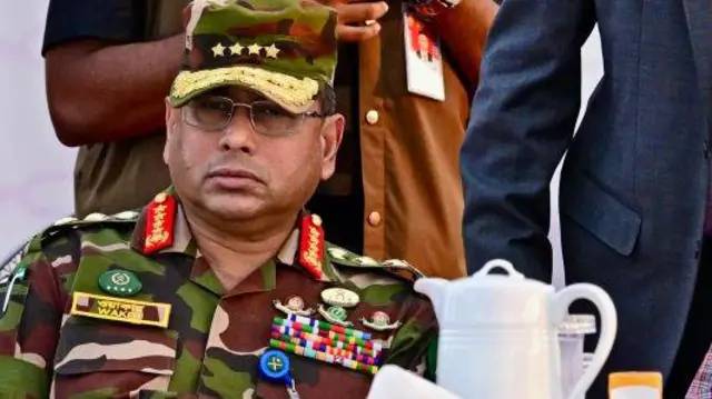 বাংলাদেশের সেনাপ্রধান জেনারেল ওয়াকার উজ জামান