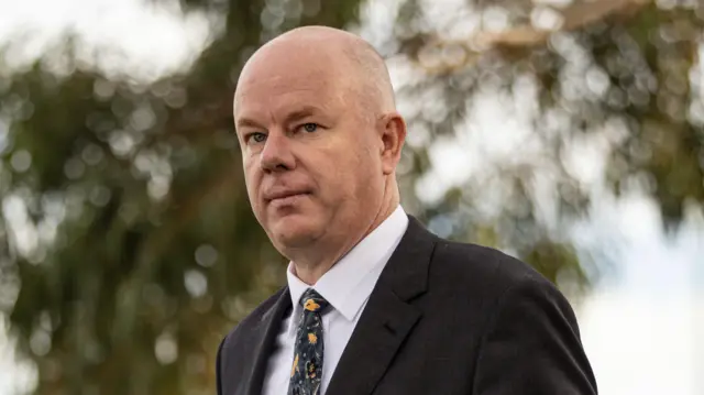 Саймон Паттерсон.