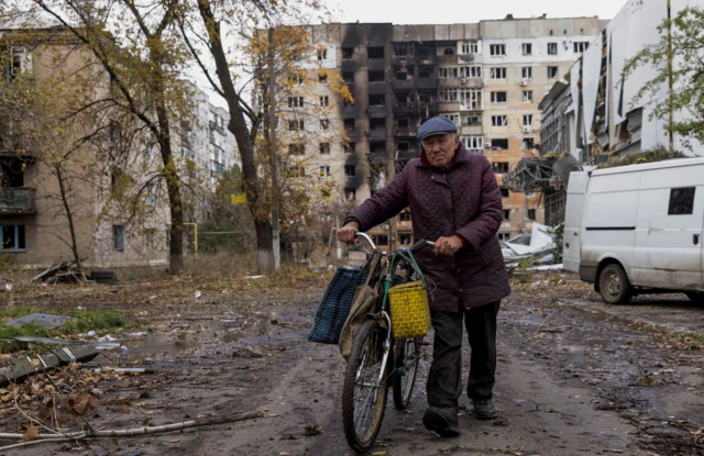 రష్యన్లు, యుక్రెయిన్ పట్టణం