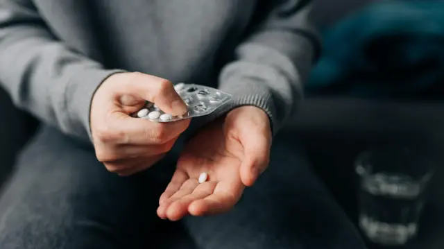 ஆன்டிபயாடிக் மருந்துகளிடமிருந்து 'தப்பிப்பிழைக்கும்' பாக்டீரியா தொற்றுகள்