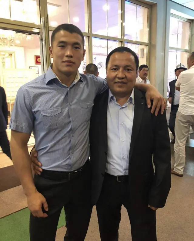 М. Махмудов: Өмүрүмдө биринчи жолу санаага батпай күйөрмандык кылам