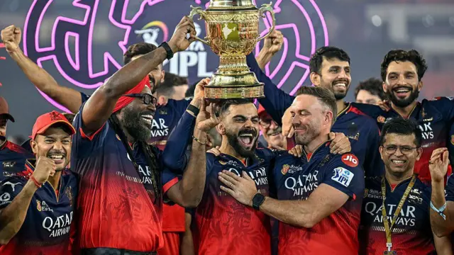 ஆர்சிபி, ஐபிஎல், தினேஷ் கார்த்திக், RCB vs PBKS