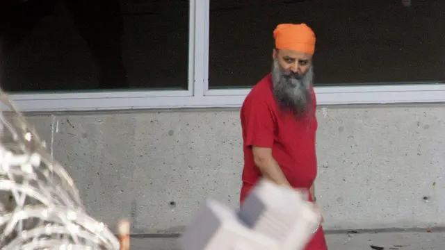 কানাডার জেলে রিপুদমন সিং মালিক। ২০০৪