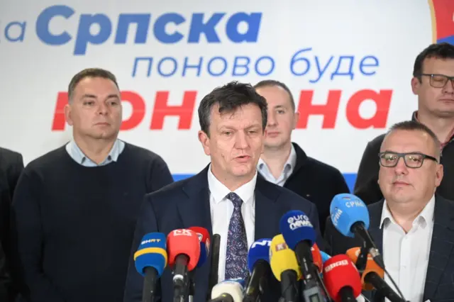 Branko Blanuša, kandidata SDS, tvrdi da su izbori pokradeni