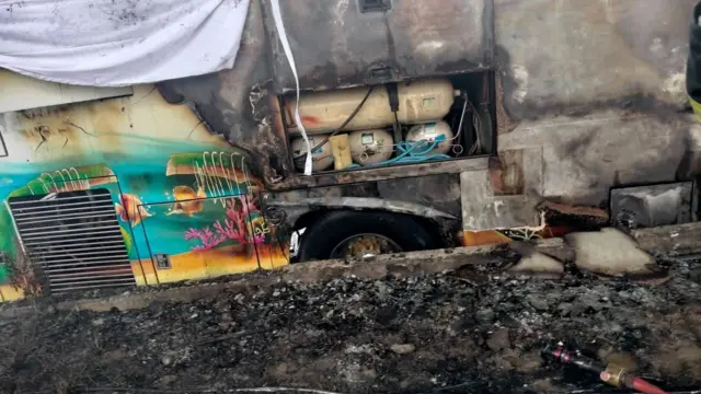 ความเสียหายรถบัส 