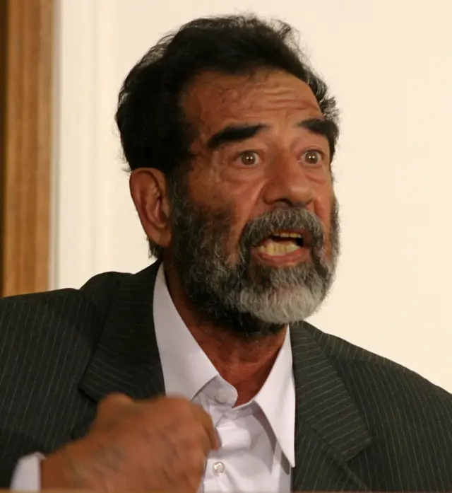 Cựu Tổng thống Iraq, Saddam Hussein vào năm 2004