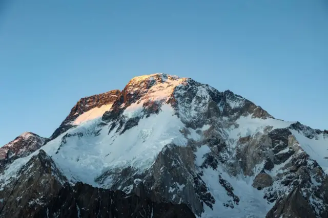 Broad peak
