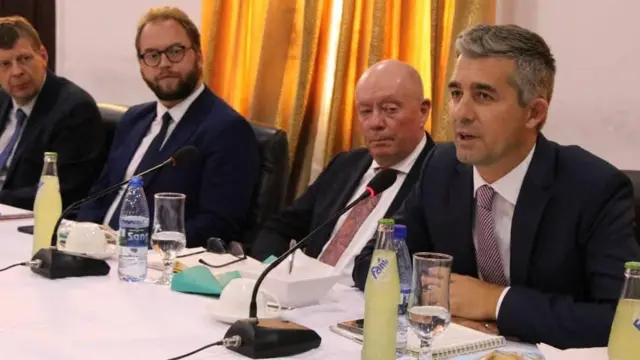 Bamwe mu ntumwa z’Ububirigi zaje mu Burundi gutohoza ku mabi yabaye mu bukoroni