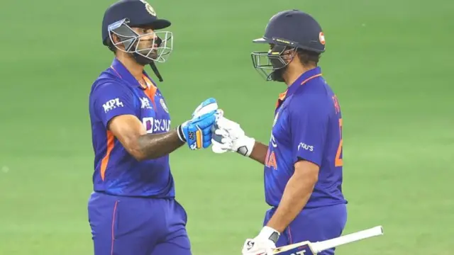 સૂર્યકુમાર યાદવ અને રોહિત શર્મા