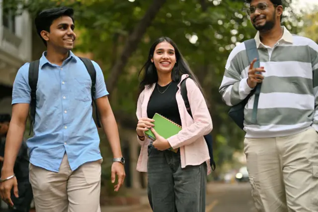 ஜே இ இ அட்வான்ஸ்டு