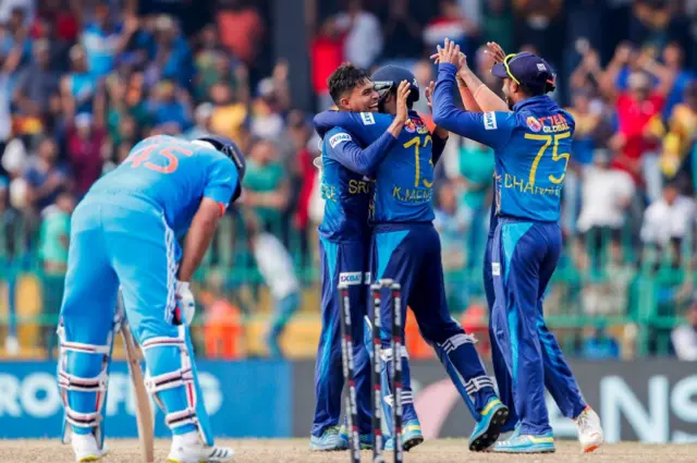 दुनिथ वेलालागे