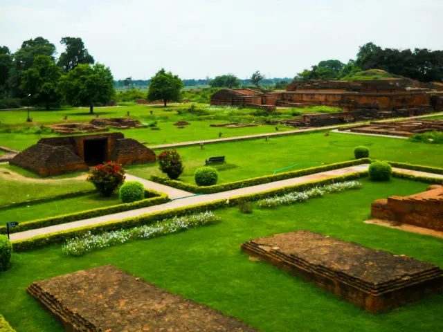 2016 मध्ये नालंदा महाविहाराला युनेस्को वर्ल्ड हेरिटेज साइटचा दर्जा देण्यात आला.