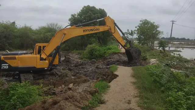వరద అనంతరం పనులు